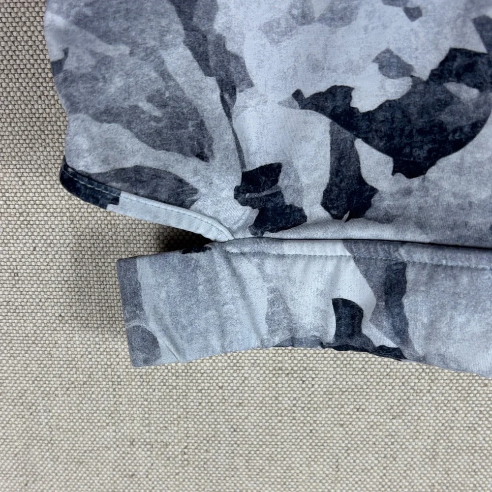 Varley > Gray Black Camo Sports Bra Extra Small - Picture 4 of 7